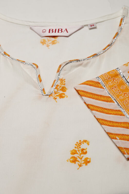 White And Coral Cotton A-Line Printed Kurta image number 1