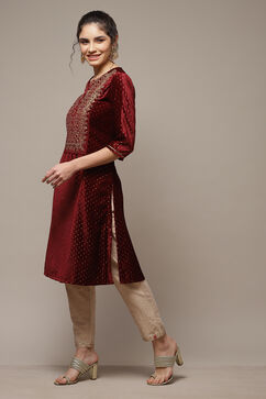 Maroon Velvet Straight Printed Kurta image number 3