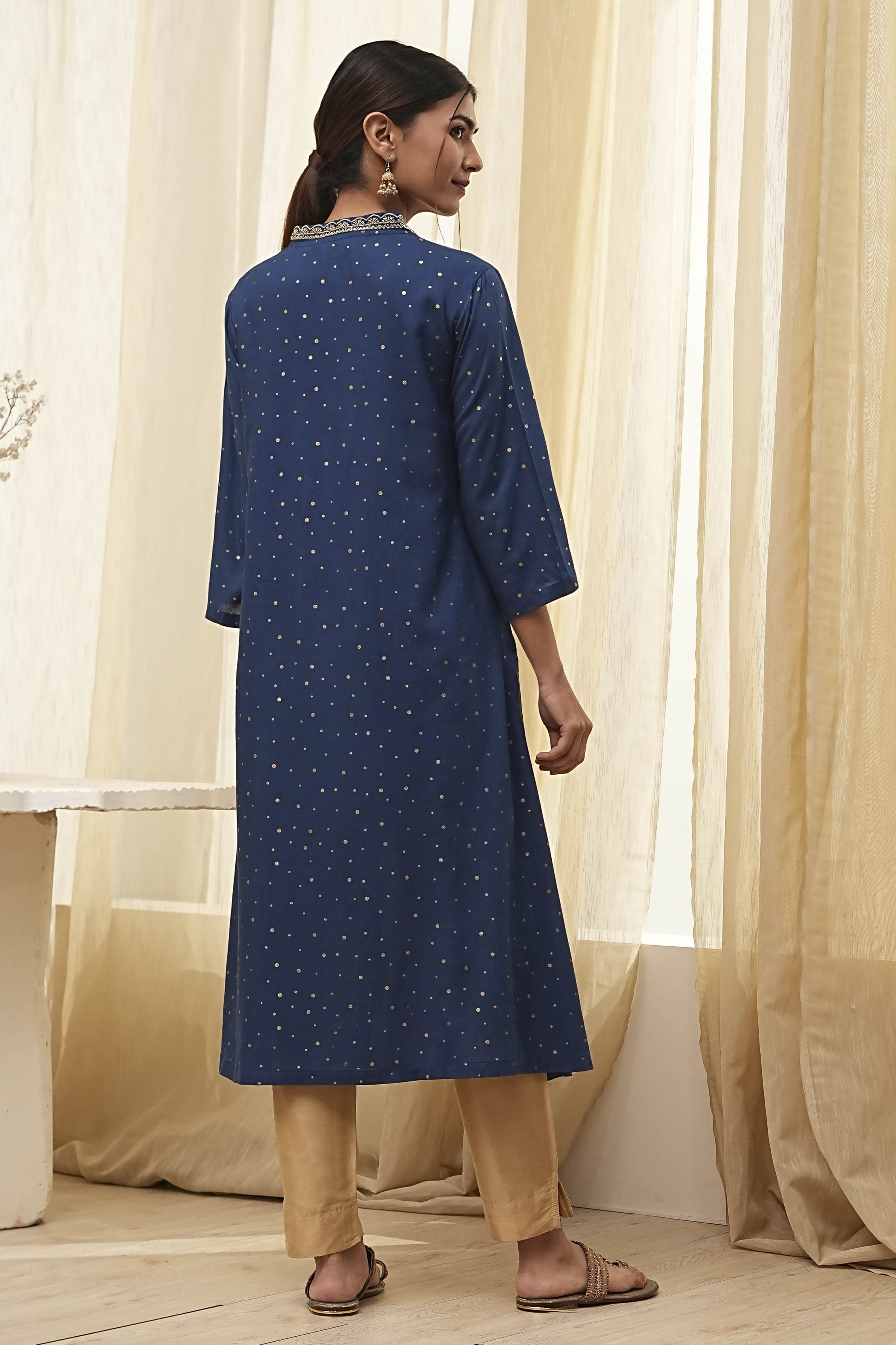 Blue Foil Printed Straight Kurta image number 3