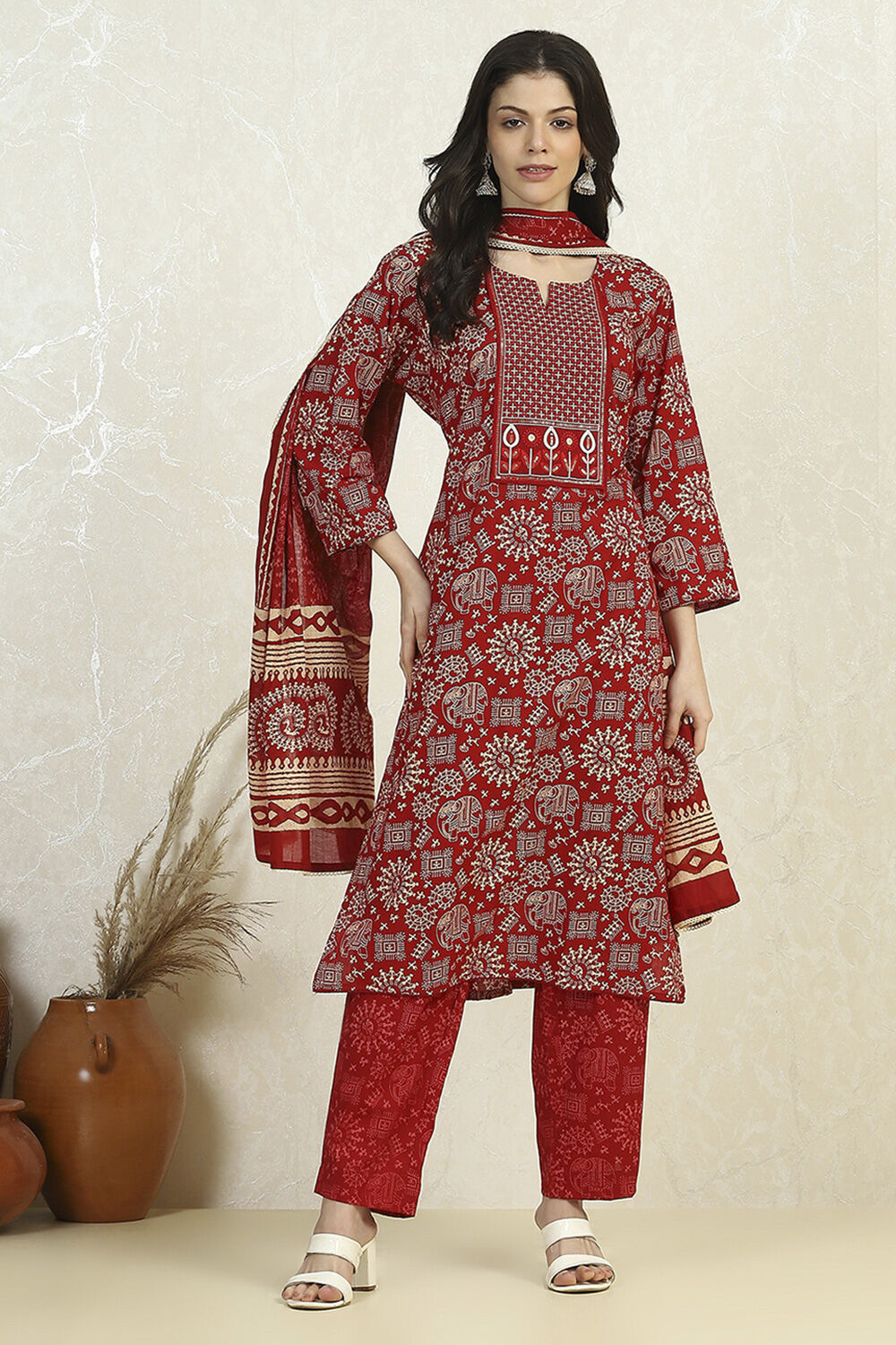 Red Cotton Printed Embroidered Unstitched Suit Set image number 7