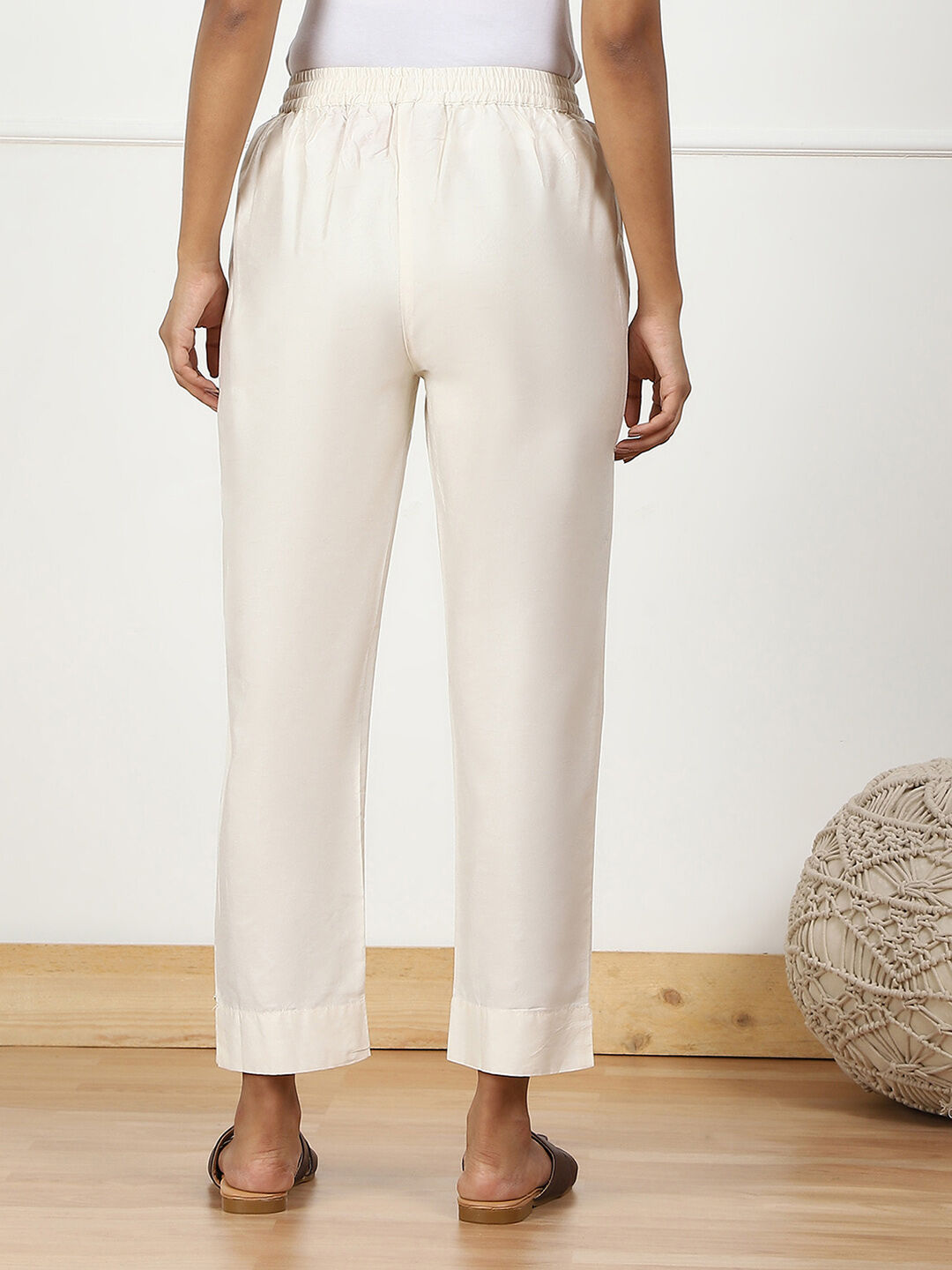 Dark Red Poly Viscose Slim Yarndyed Pants image number 5