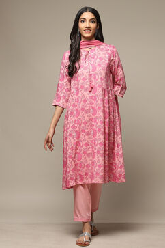 Pink Rayon Gathered Kurta Pants Suit Set image number 7