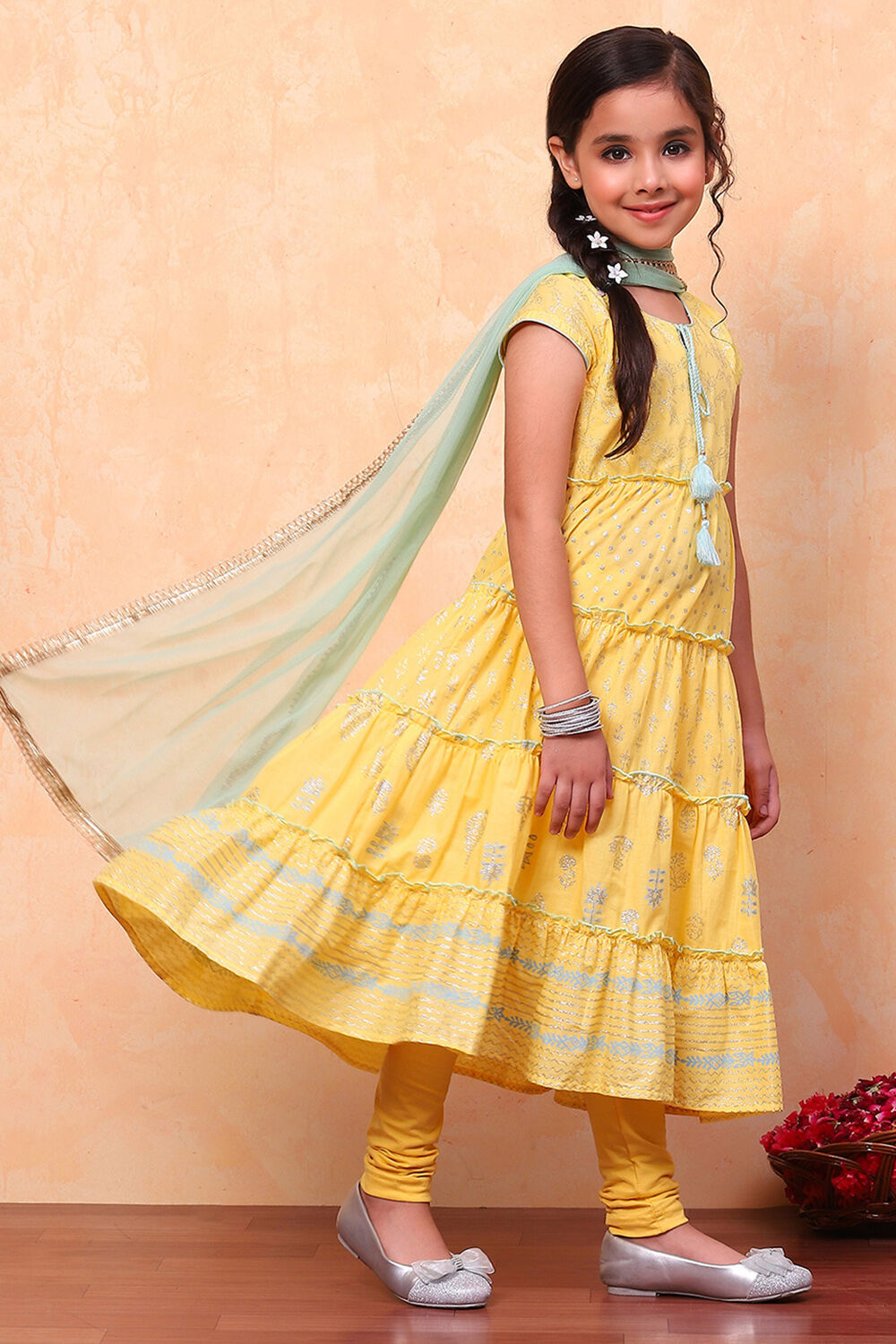 Yellow Cotton Printed Tiered Festive Flared Suit Set image number 4