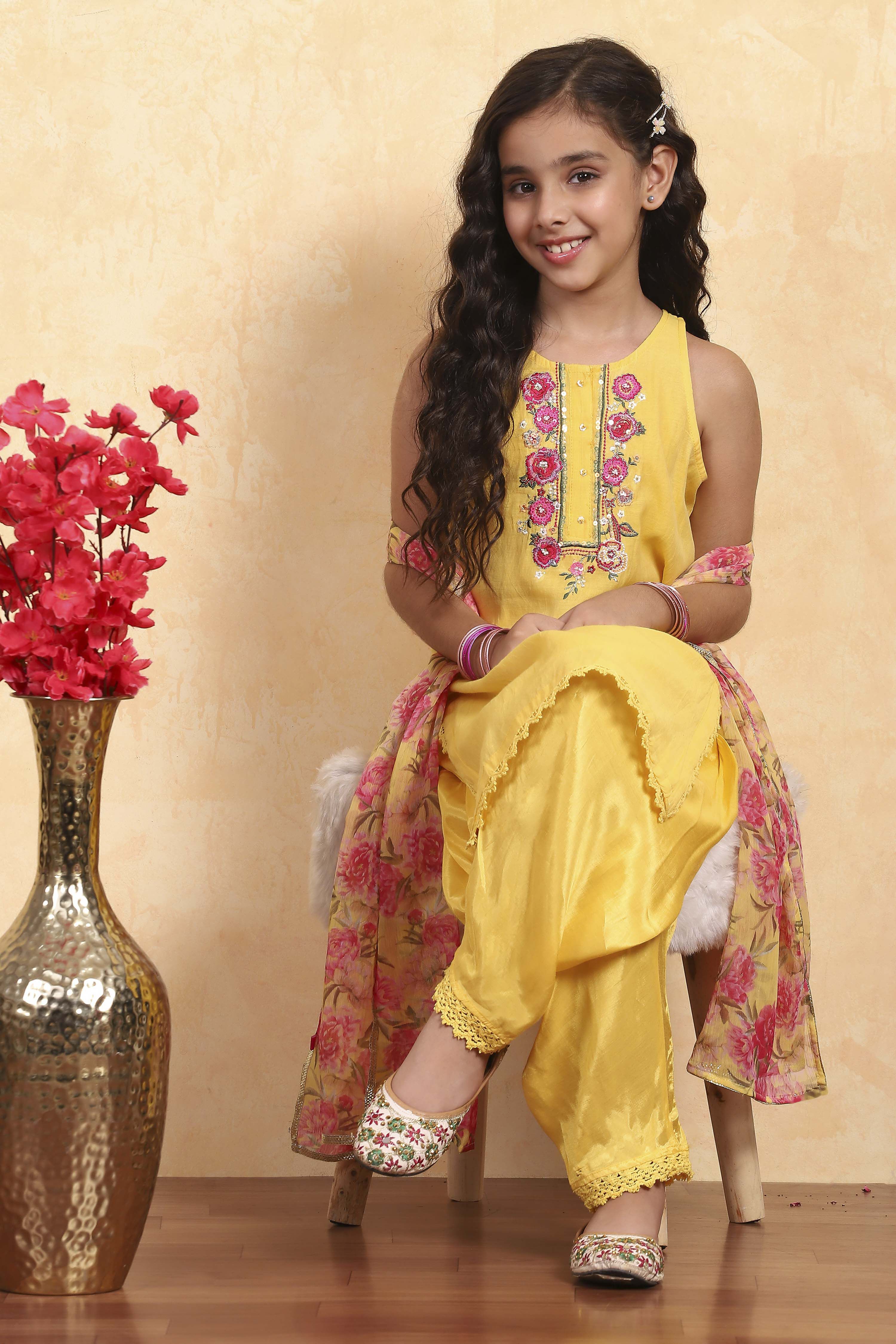 Dark Pink Polyester Straight Solid Suit Set image number 0