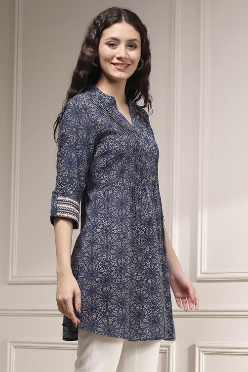 Blue Printed Relaxed Fit Short Kurta image number 4