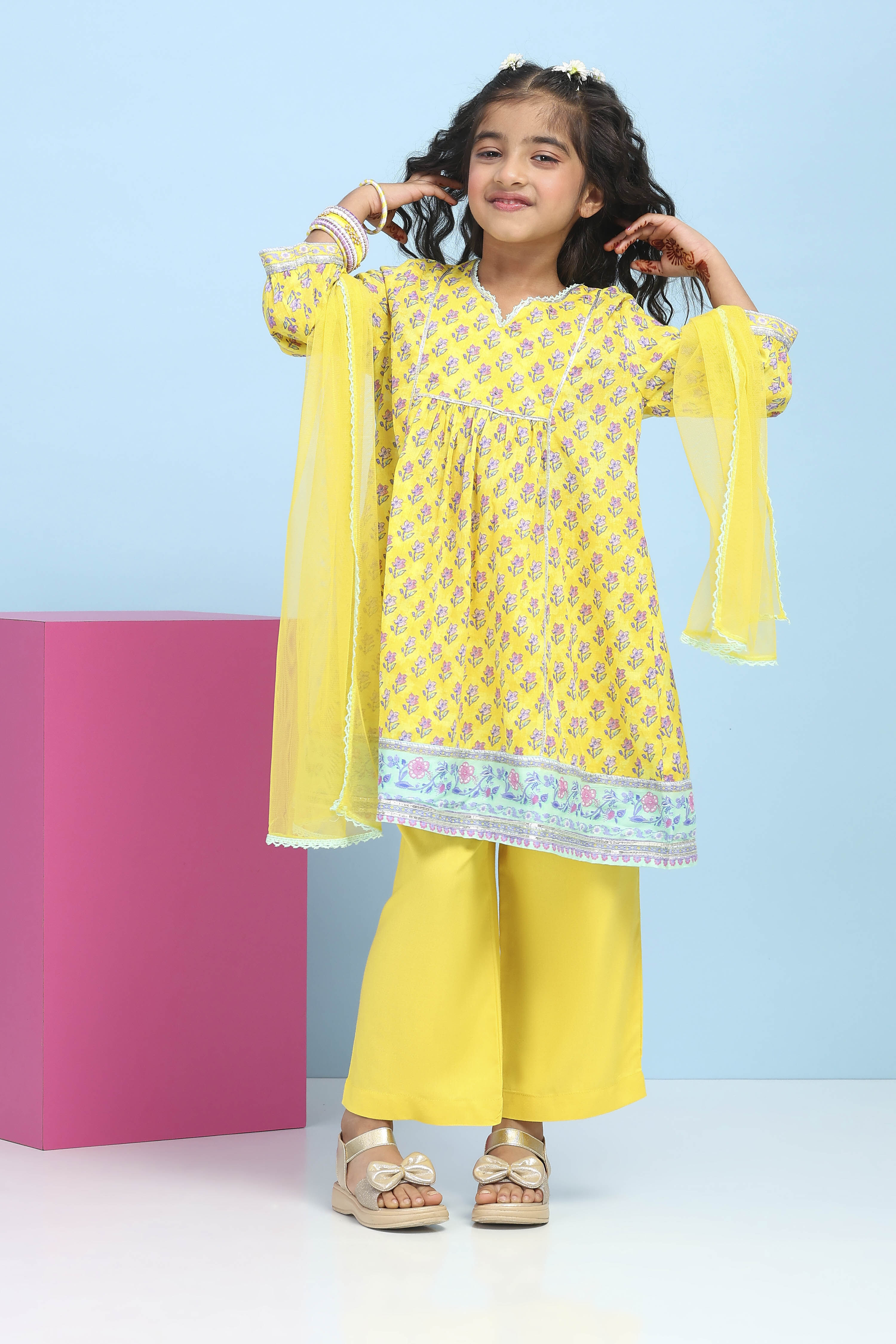 Yellow Cotton Printed A-Line Suit Set image number 6