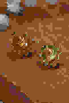 Pearl Brass Studs image number 2