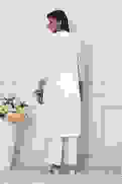 Off-White Cotton Solid A-Line Kurta image number 3