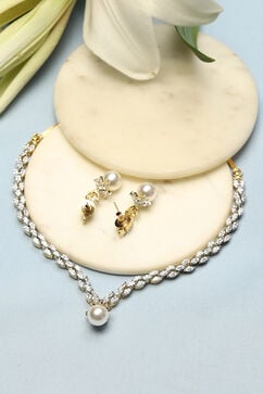 Pearl Brass Necklace Set image number 0
