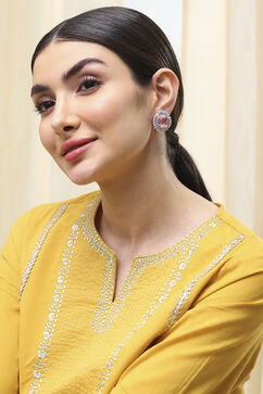 Light Pink Silver-Plated Circular Studs image number 3
