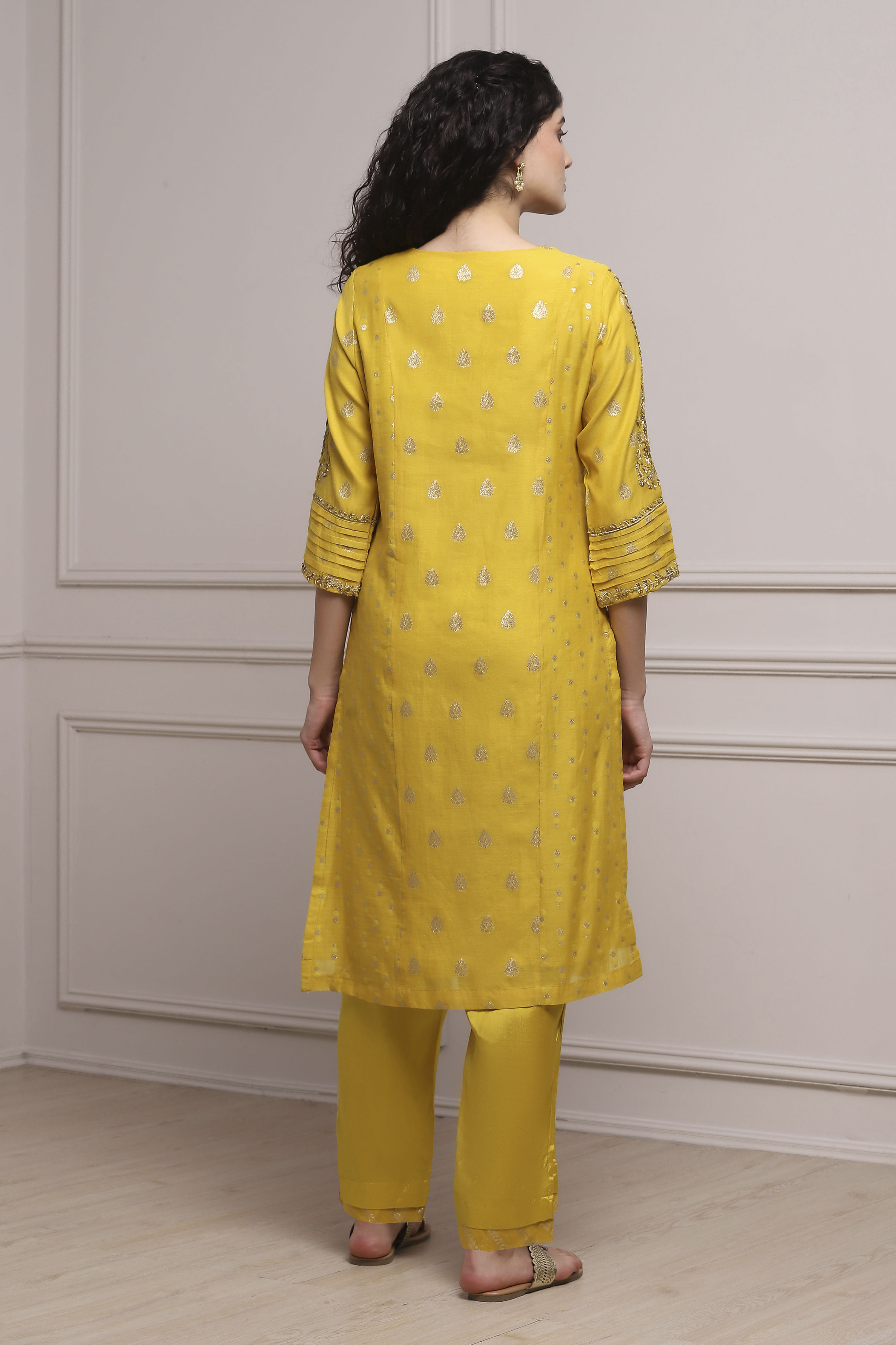 Lime Cotton Blend Printed Straight Suit Set image number 4
