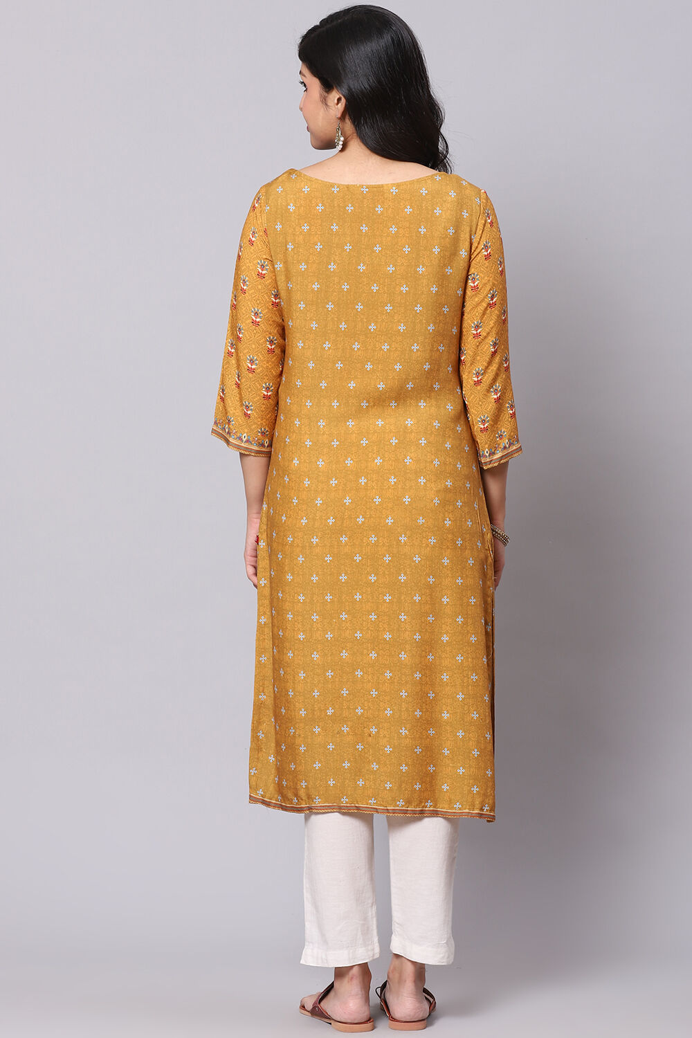 Mustard Straight Rayon Kurta image number 4
