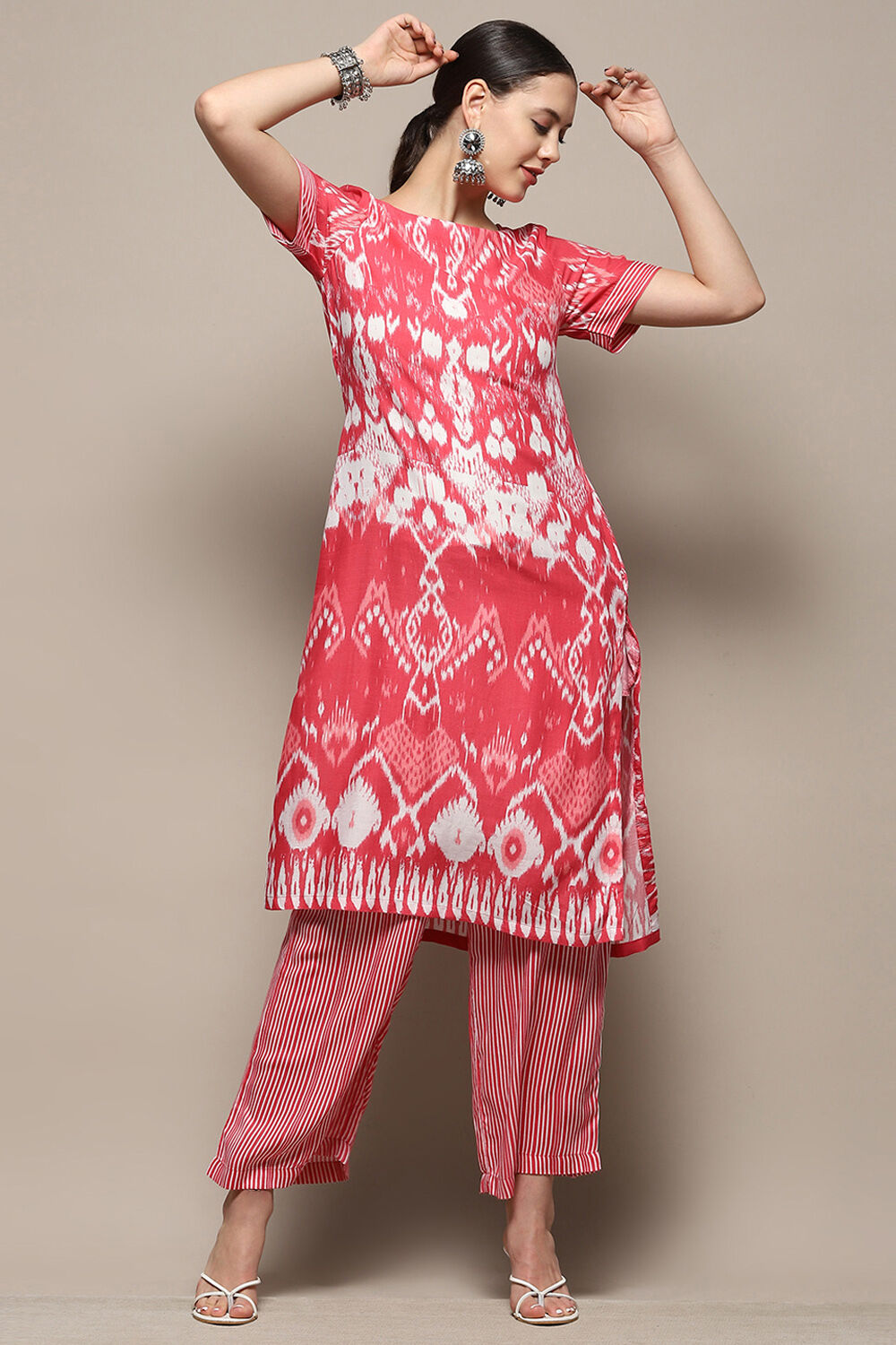 Blue Printed Straight Kurta Set image number 0