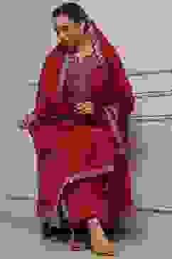 Red Cotton A-Line Yarndyed Suit Set image number 6