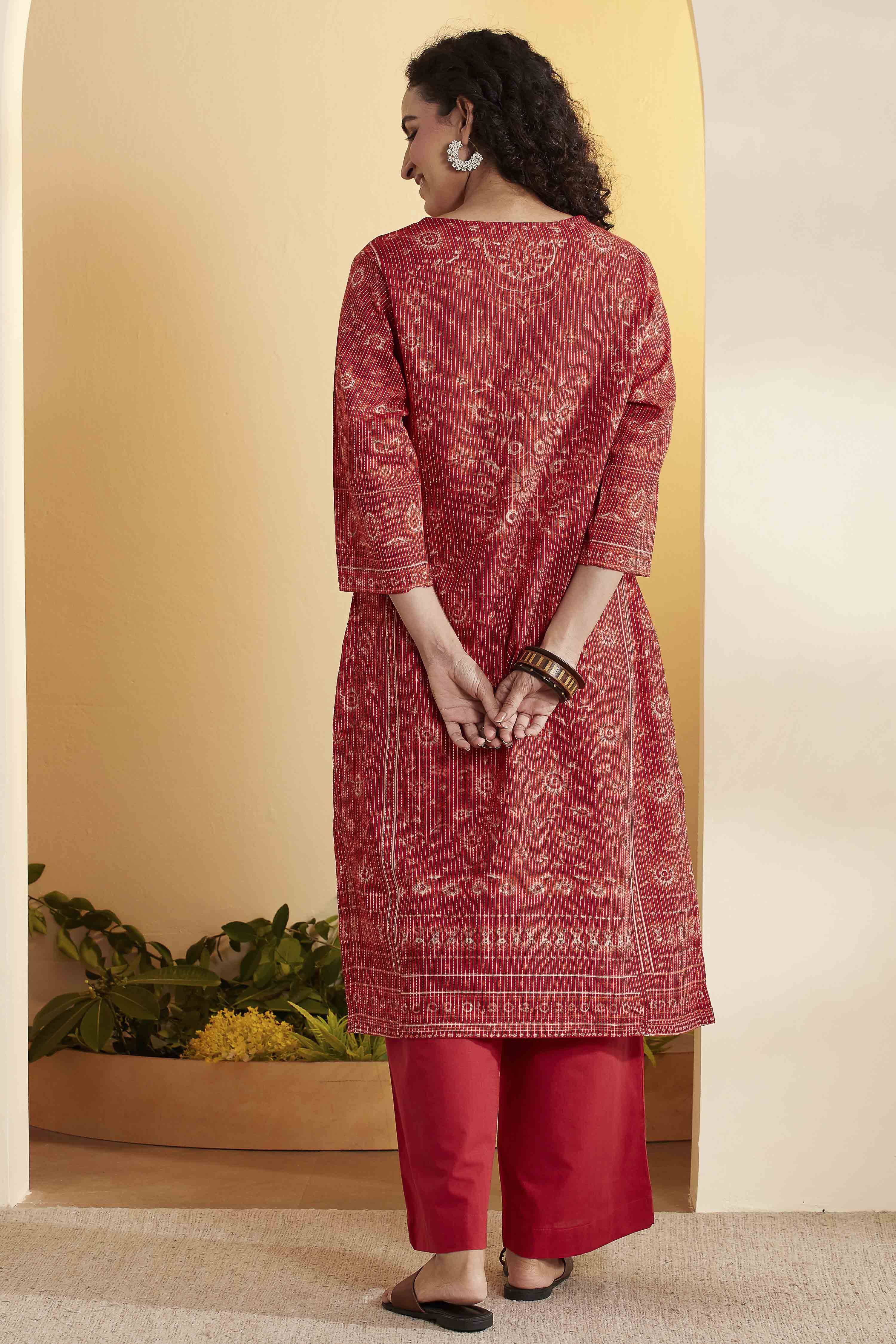 Red Cotton Straight Kurta image number 4