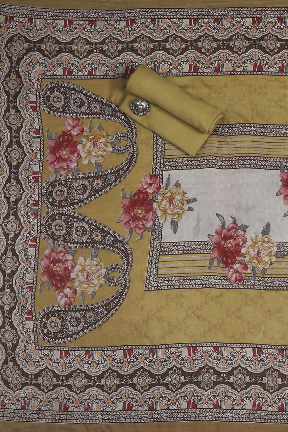 Grey Muslin Unstitched Suit Set image number 2