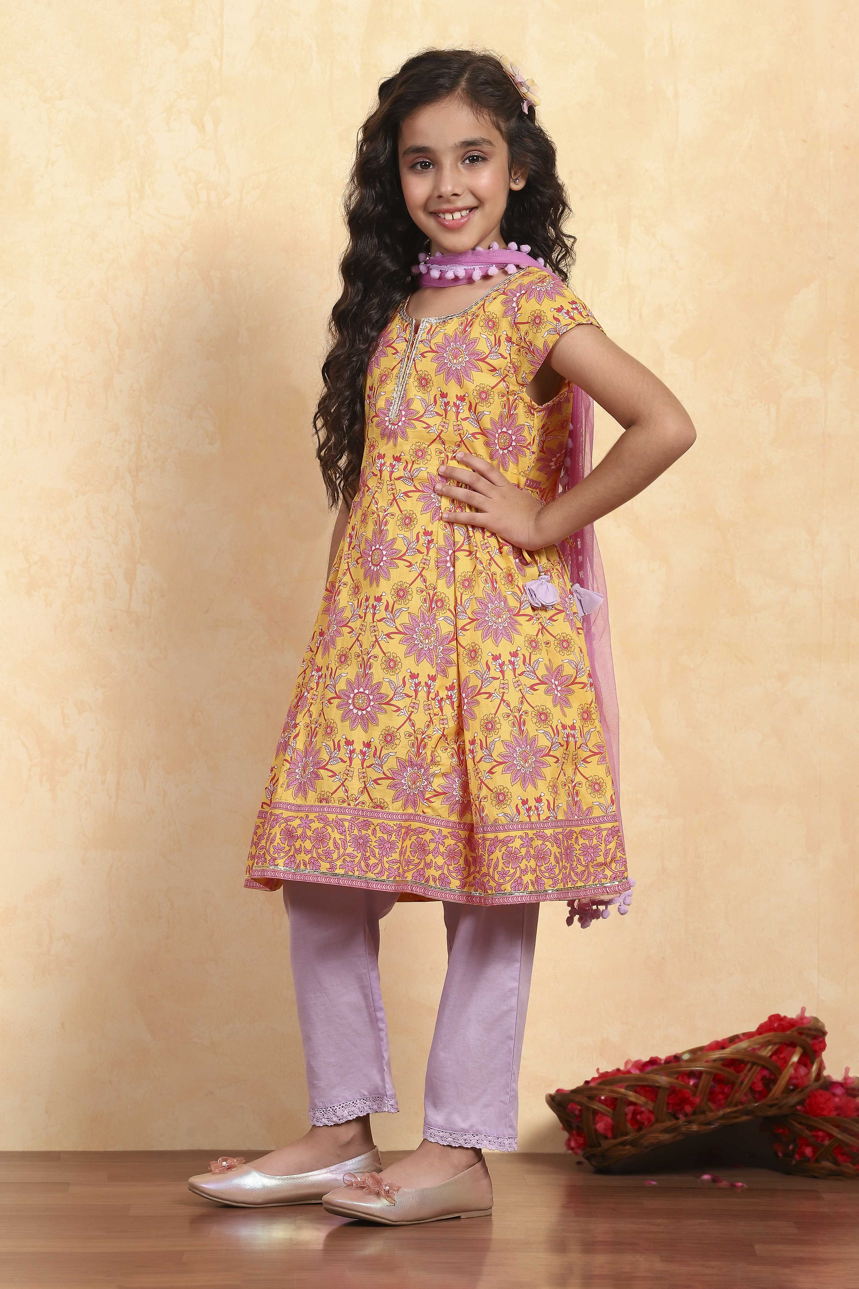 Blue Cotton Flared Printed Suit Set image number 3