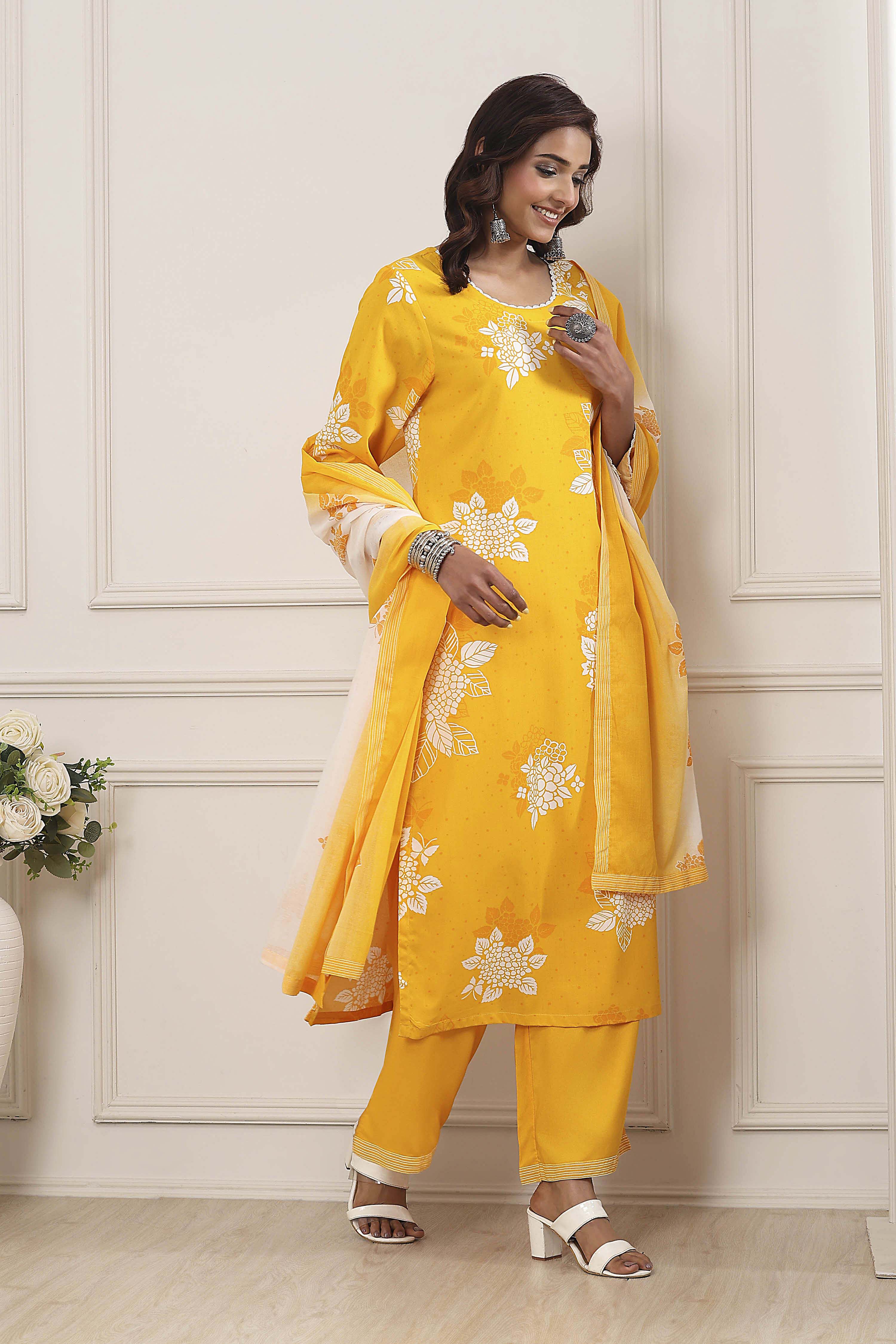 Coral Floral Printed Straight Suit Set image number 5