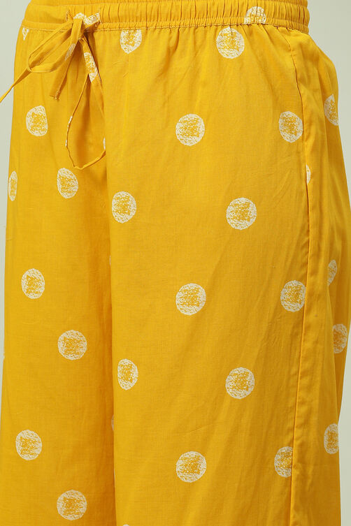 Mustard Cotton Straight Kurta Regular Pant Suit Set image number 2