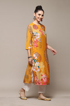 Yellow Rayon Straight Printed Kurta image number 3