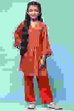 Red Printed Gathered Kurta With Red Solid Pant image number 6