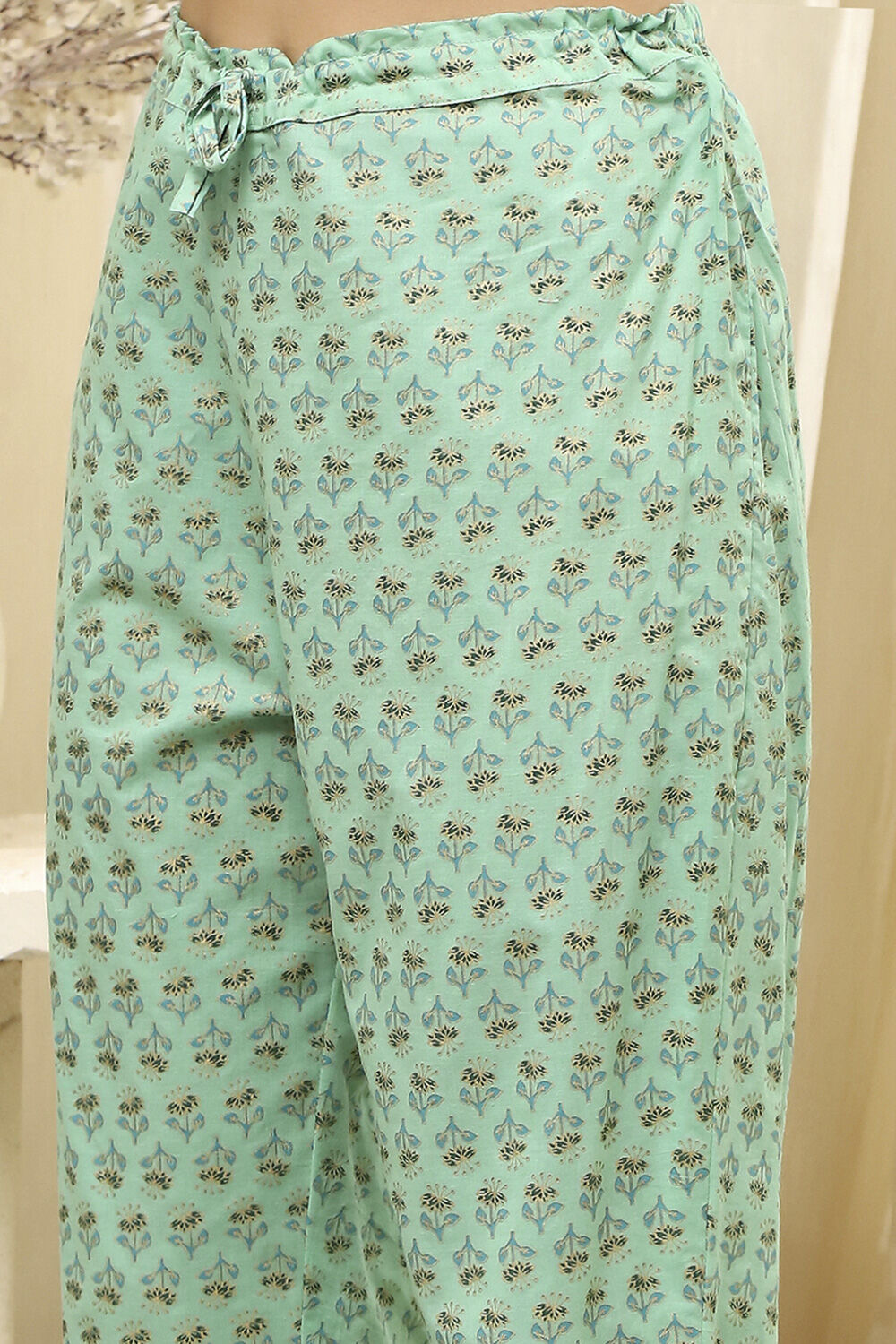 Pink Cotton Screen Print Unstitched Suit Set image number 3