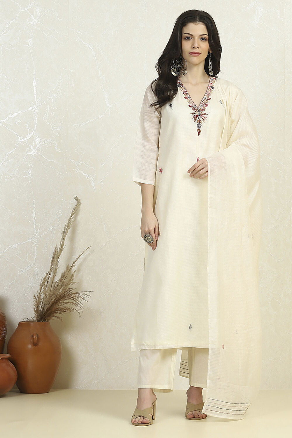 Off White Cotton Hand Embroidered Unstitched Suit Set image number 7