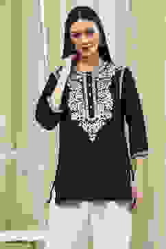 Black Embroidered Straight Short Kurta image number 5