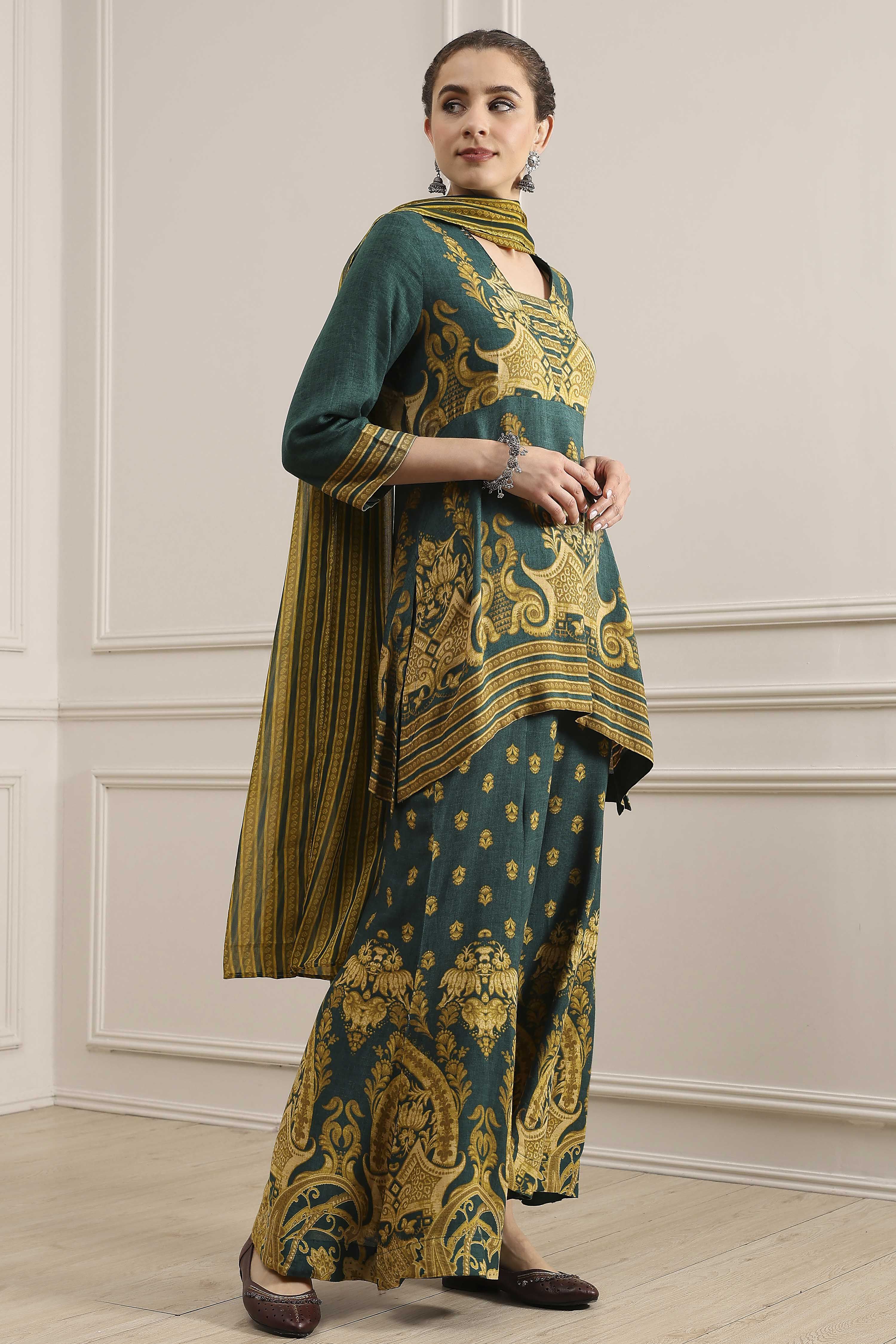 Green Printed Straight Sharara Suit Set image number 5