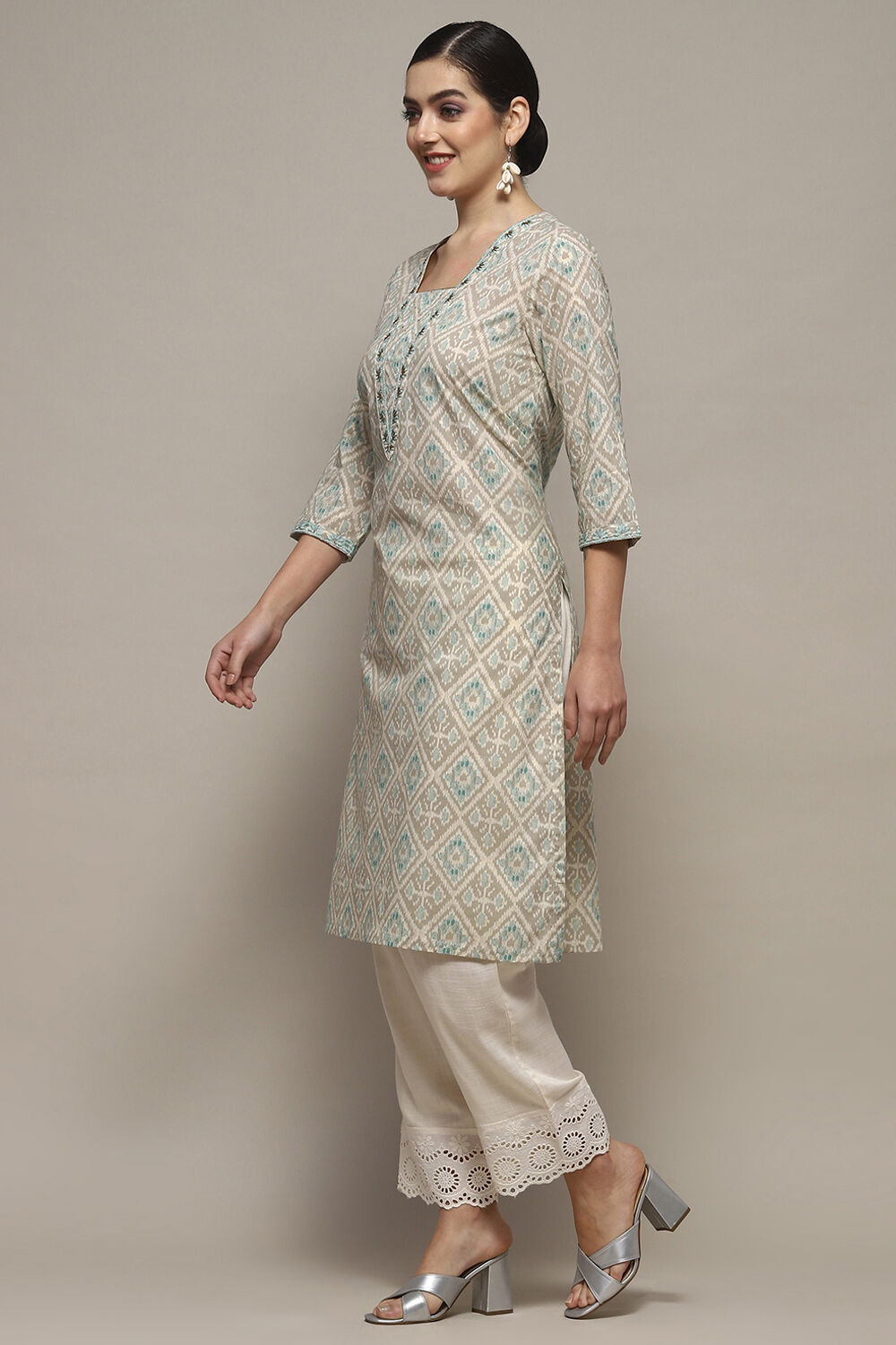 Blue Rayon Straight Kurta image number 2
