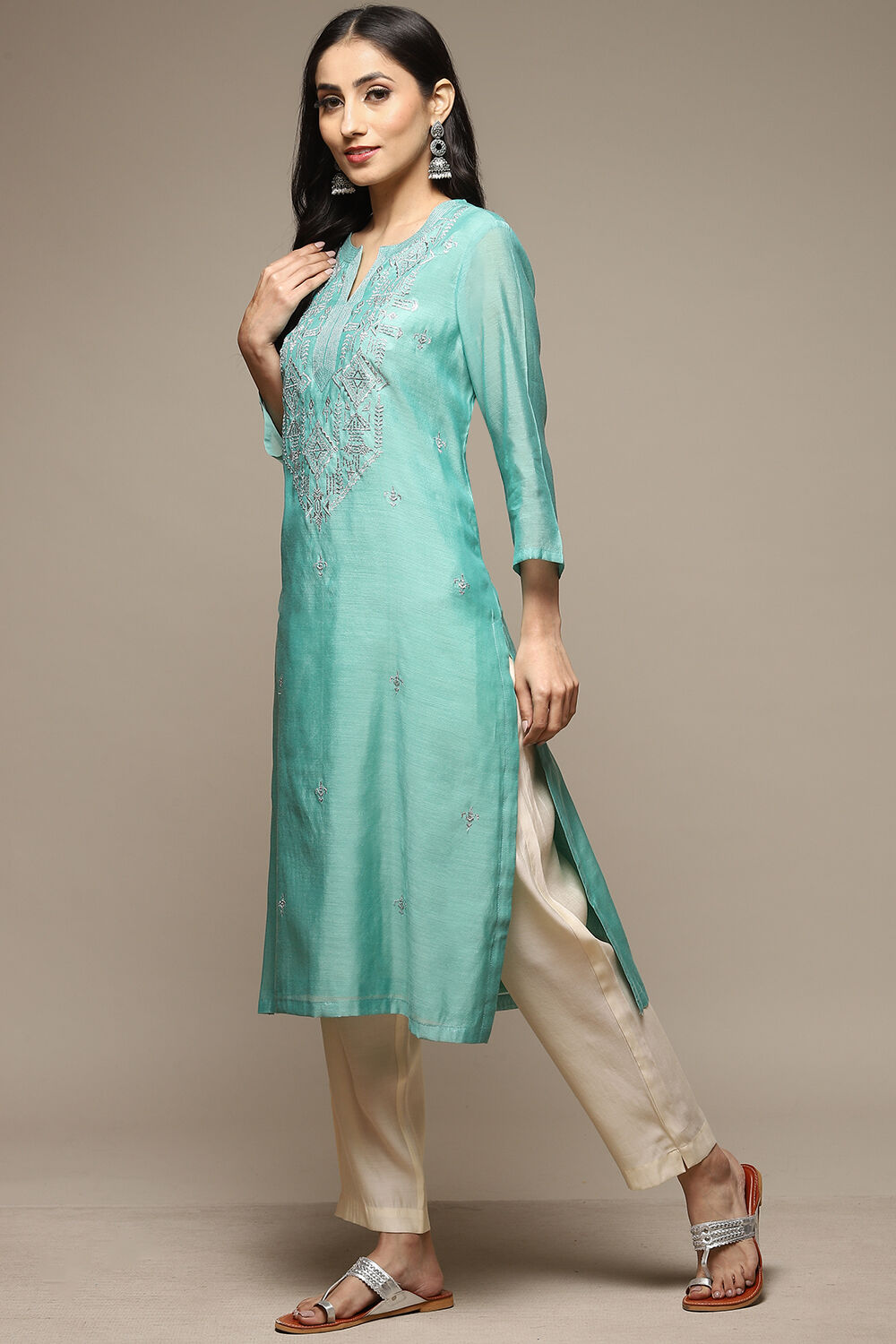 Blue Cotton Blend Straight Yarndyed Kurta image number 5