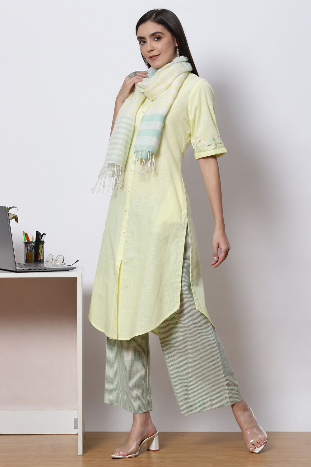 Lemon and Mint Cotton Fusion Wear Set image number 5