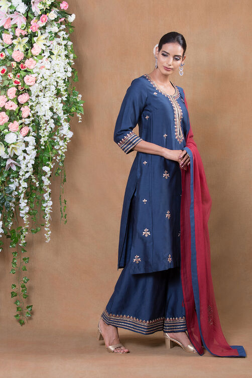 Blue Cotton Silk Suit Set By Anju Modi image number 4