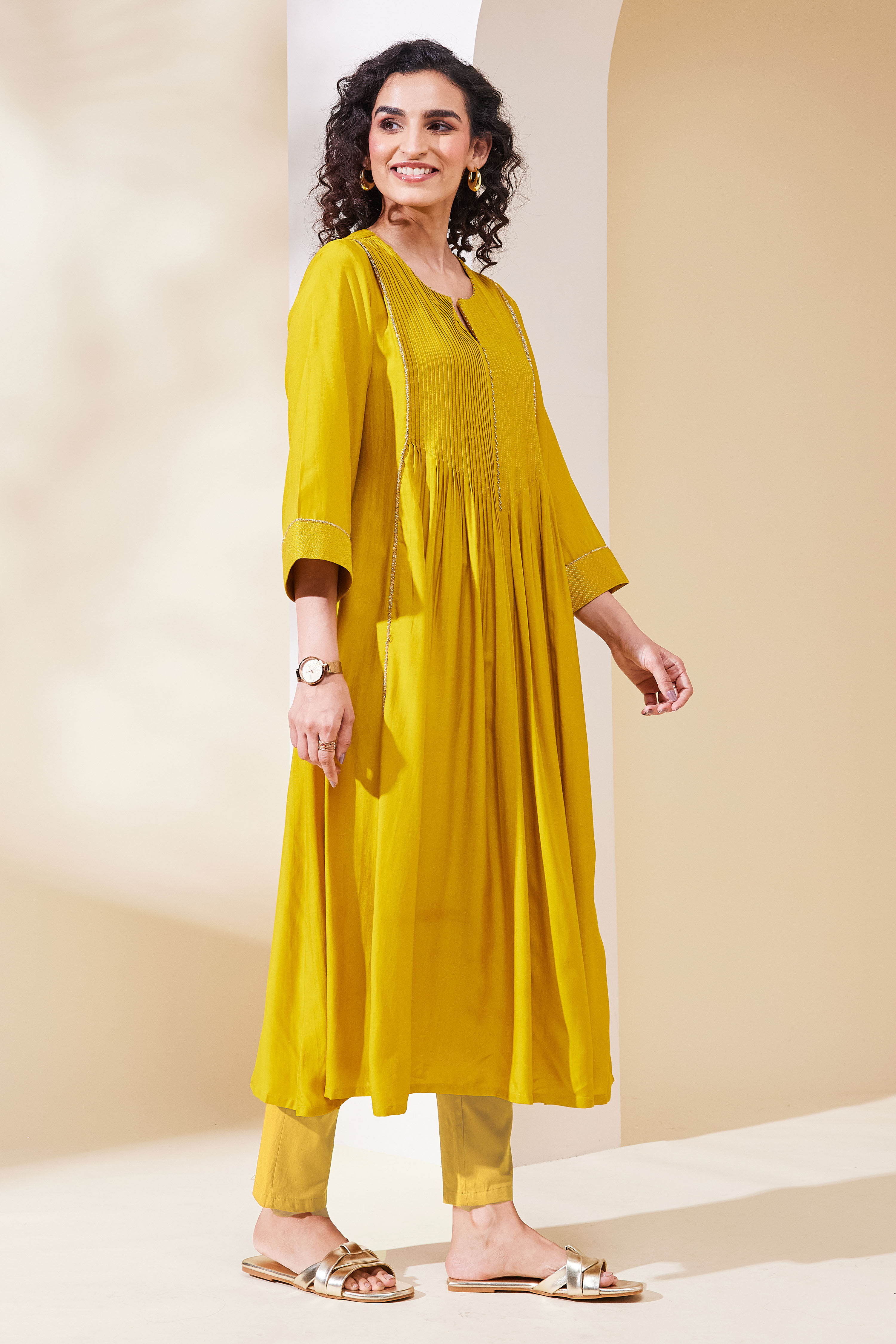 Mustard Yellow Viscose Blend Flared Kurta image number 4