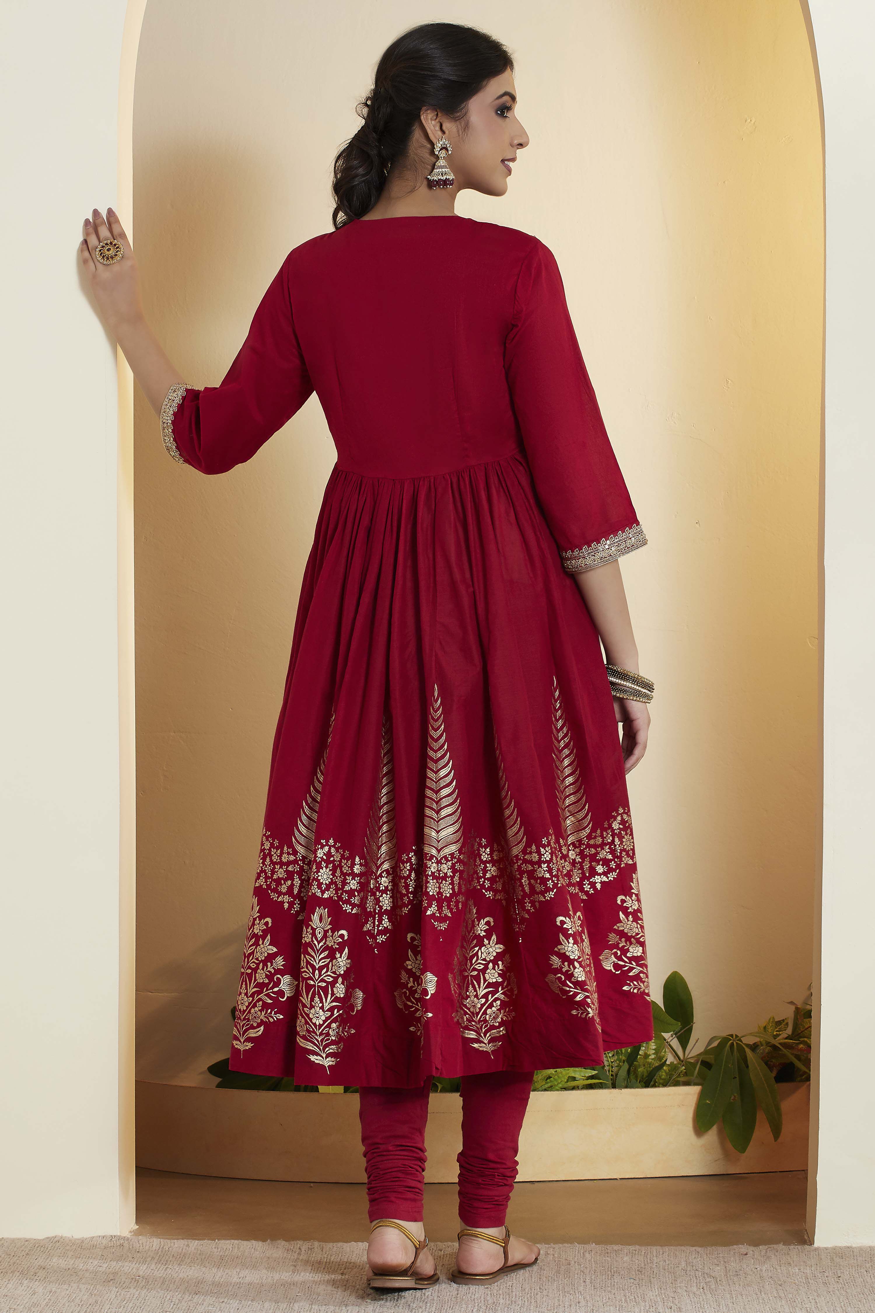 Red Cotton Anarkali Suit Set image number 6