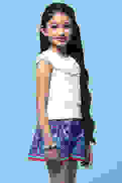 White Sleeveless Top With Schiffli Lace Detail image number 4