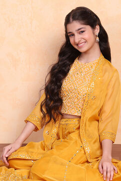 Yellow Polyester Set image number 8