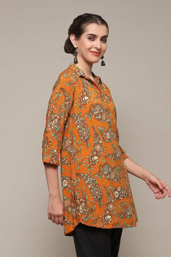 Mustard Rayon Straight Printed Top image number 4