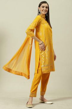 Yellow Printed Straight Kurta Slim Pant Suit Set image number 6