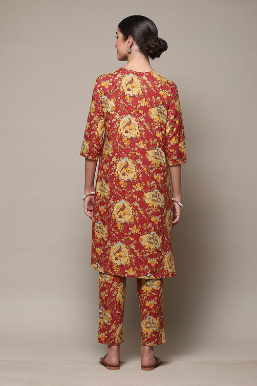 Red Cotton Straight Kurta Relaxed Pant Suit Set image number 4