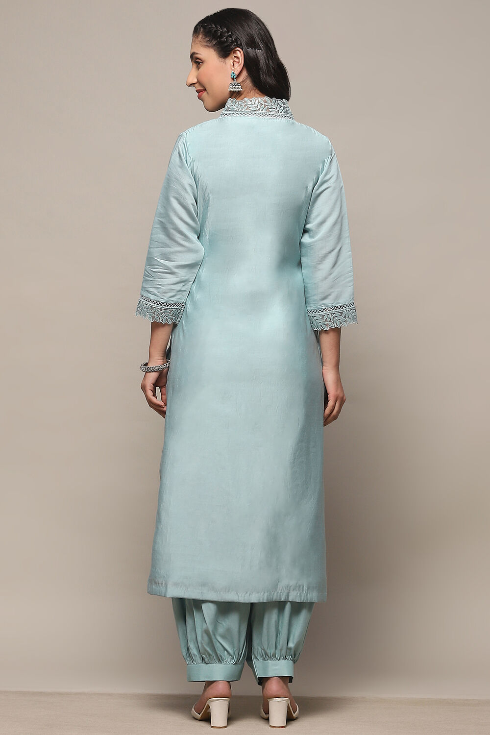 Pink Muslin Unstitched Suit Set image number 6