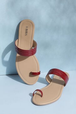 Maroon Pu Ring Toe Sandals image number 0