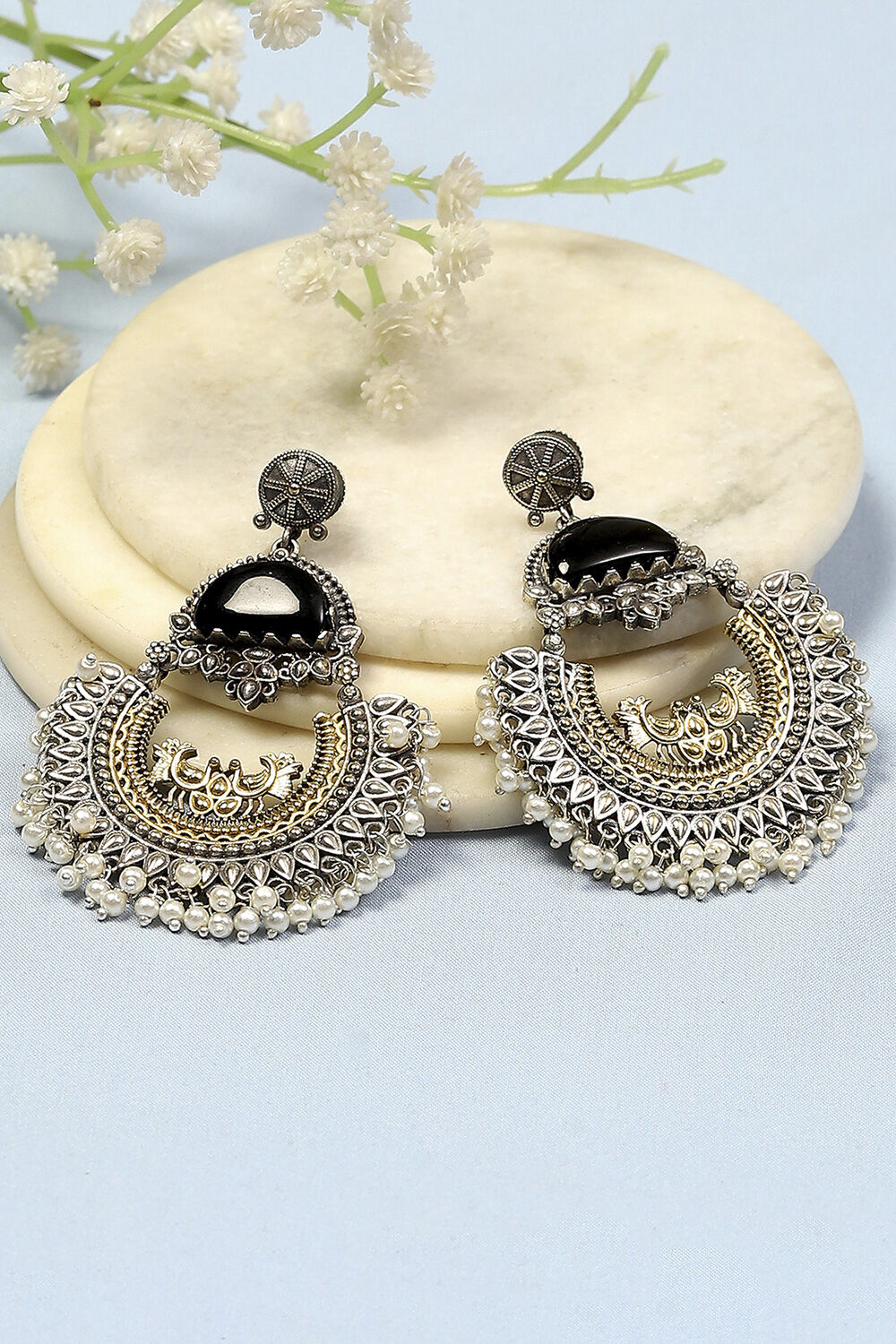 Black Stone Earrings image number 0