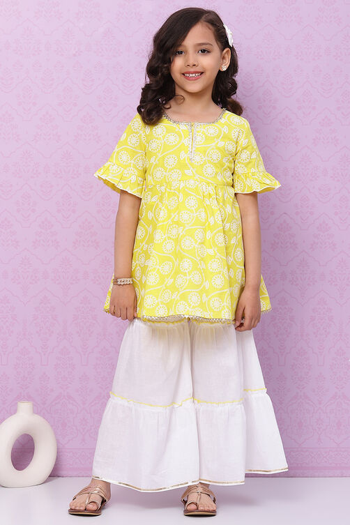 Lime Yellow Cotton Short Printed Kurta image number 0