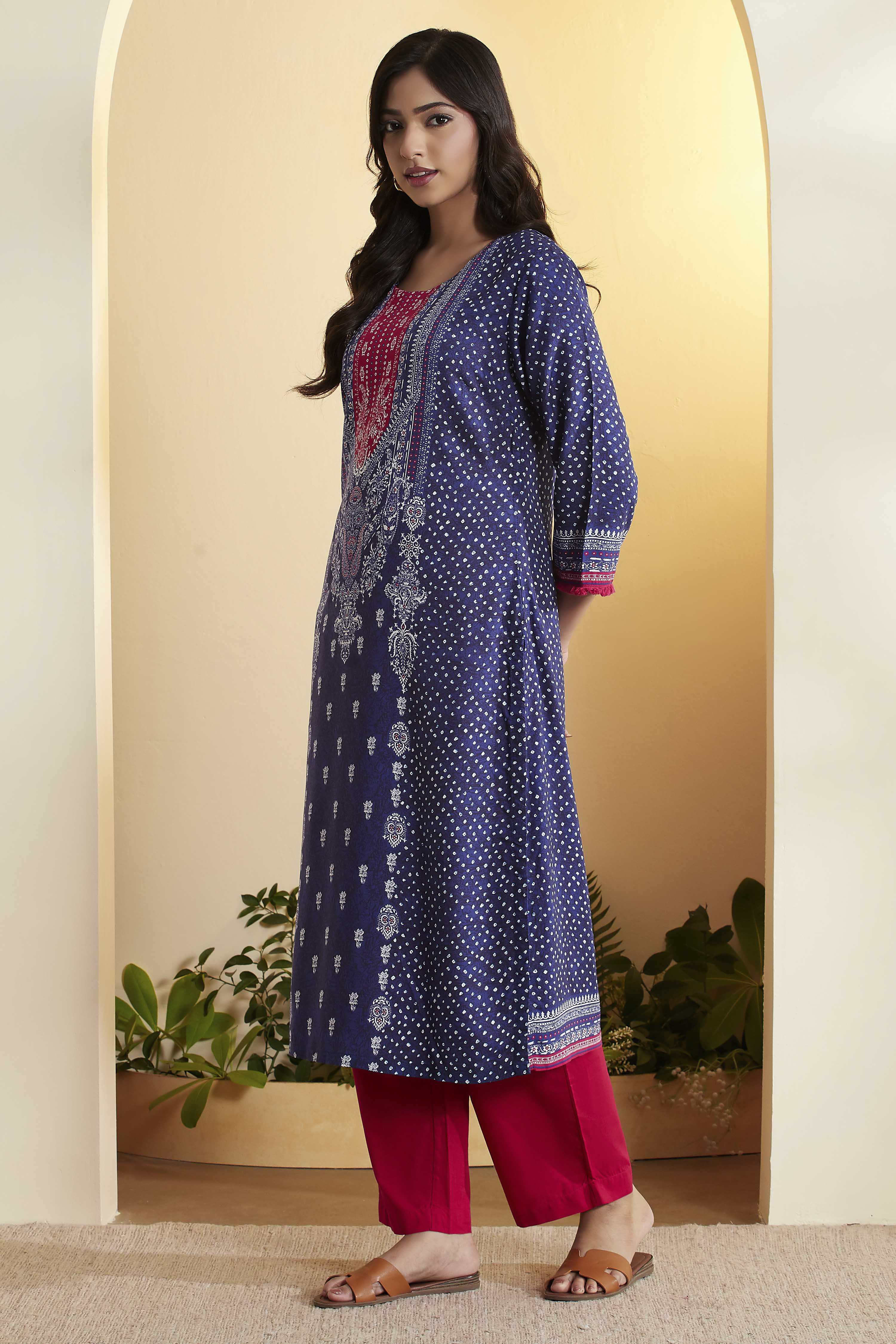 Blue Viscose Rayon Straight Kurta image number 2