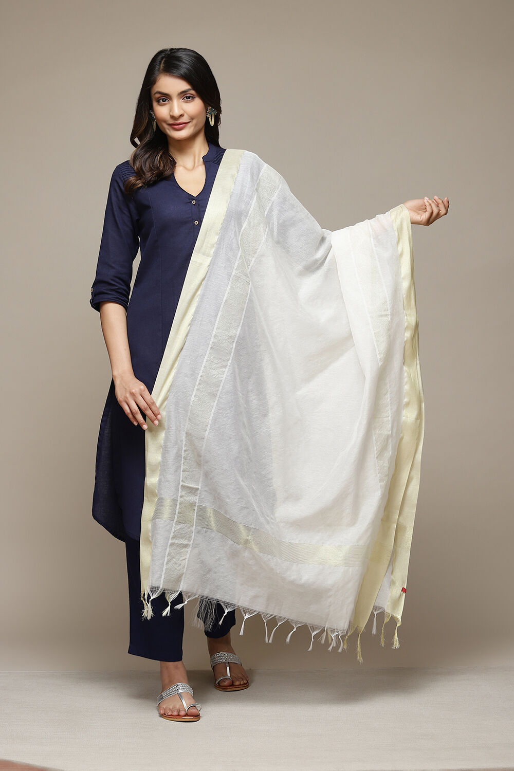 Off White Cotton Blend Dupatta image number 0