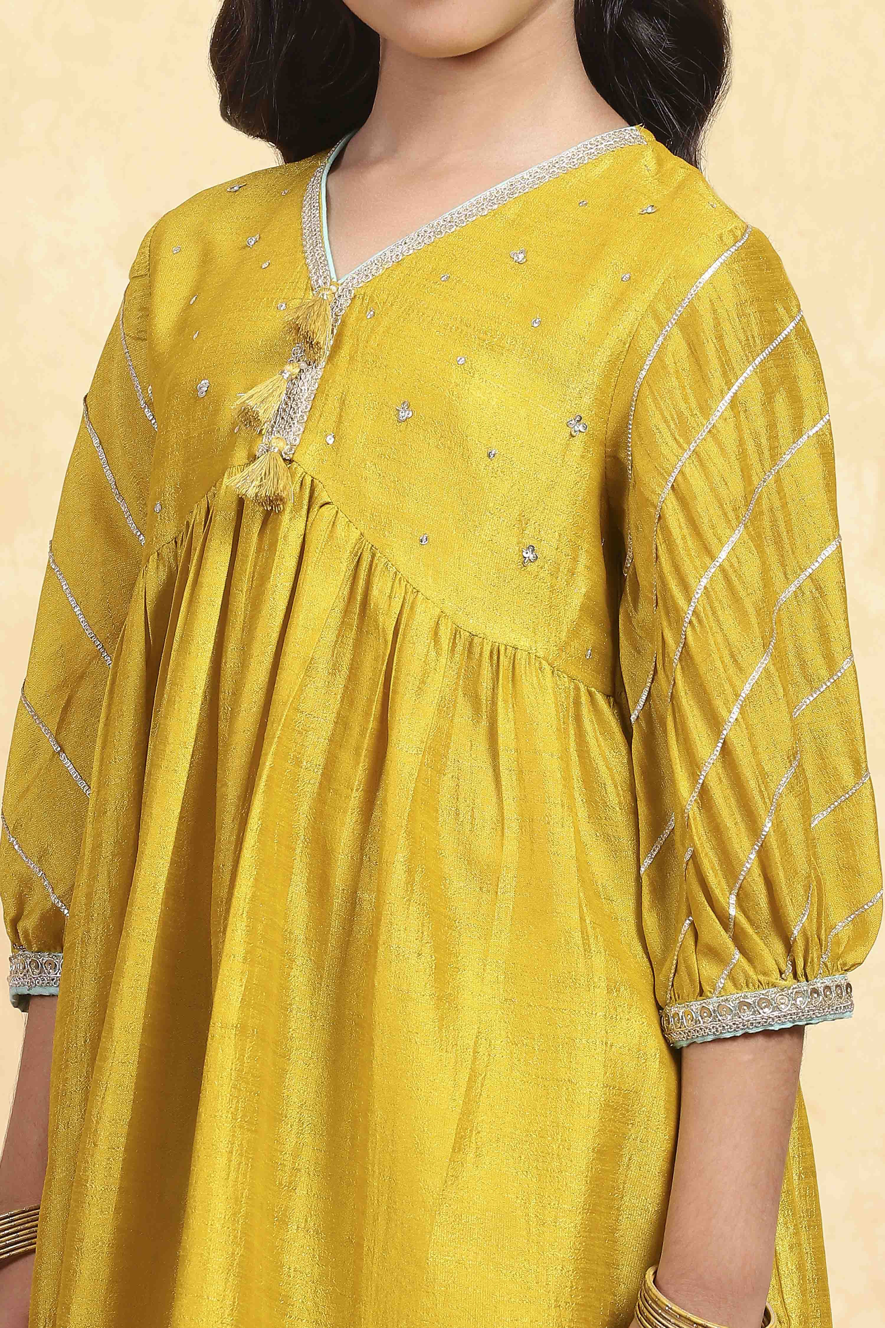 Yellow Polyester Dyed Gathered Kurta Pants Set image number 1