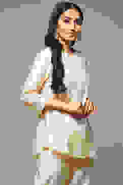 Beige Cotton Blend Kurti image number 5