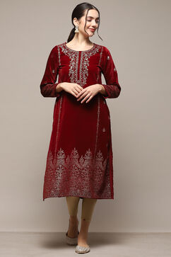 Green & Maroon Poly Velvet Straight Printed Kurta image number 5