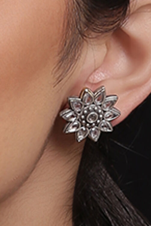 Long Chandelier earrings image number 1